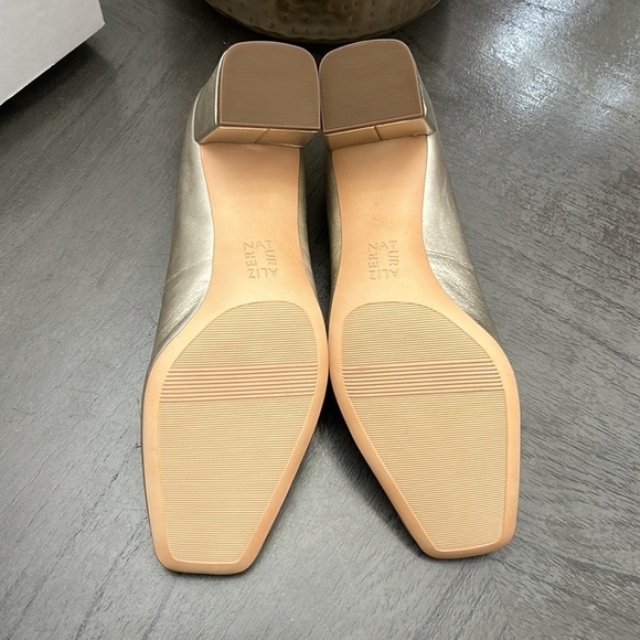 Naturalizer Karina Metallic Leather Block Heel Pumps - Picture 3 of 13